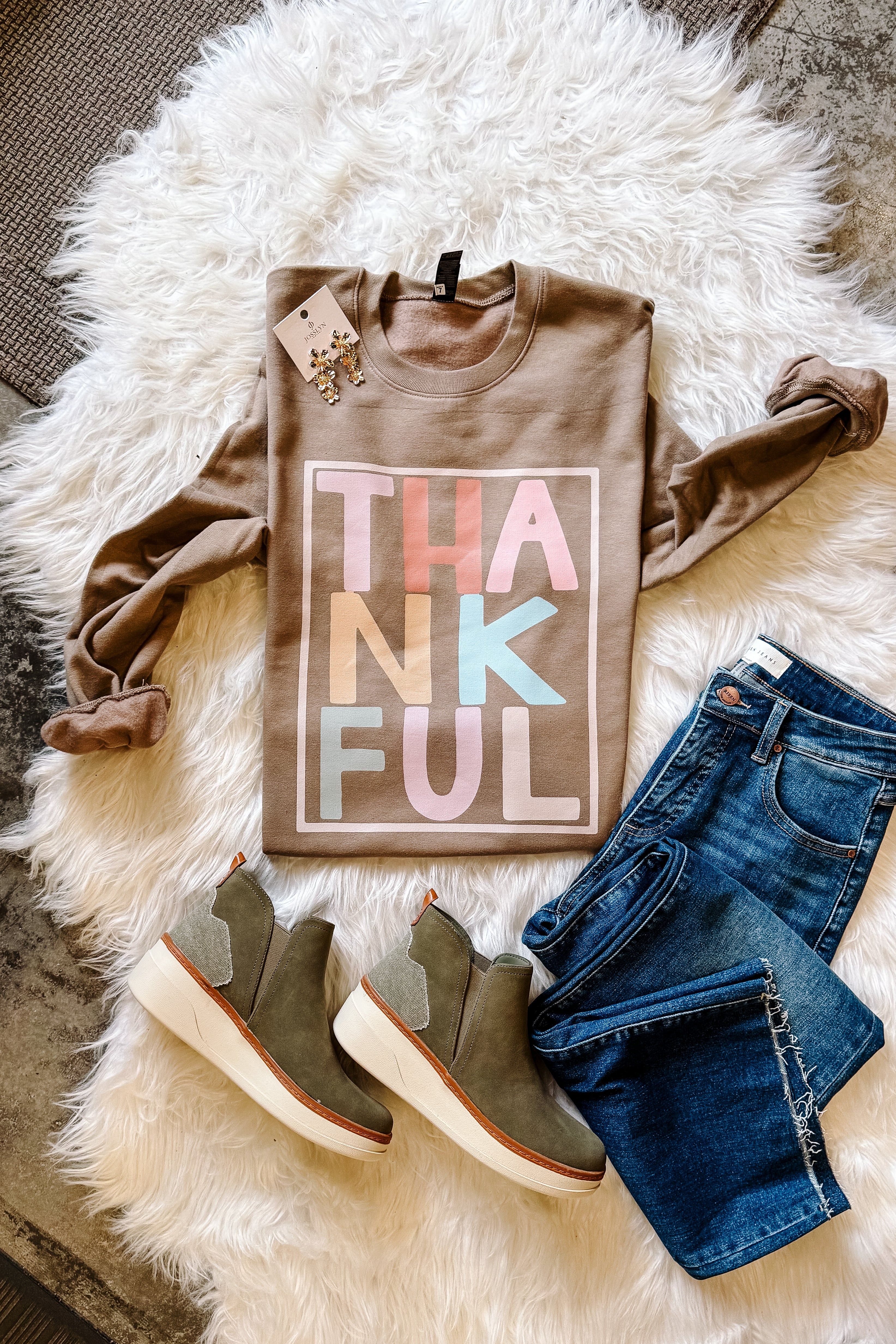 Pastel Thankful Crewneck Sweatshirt - Brown