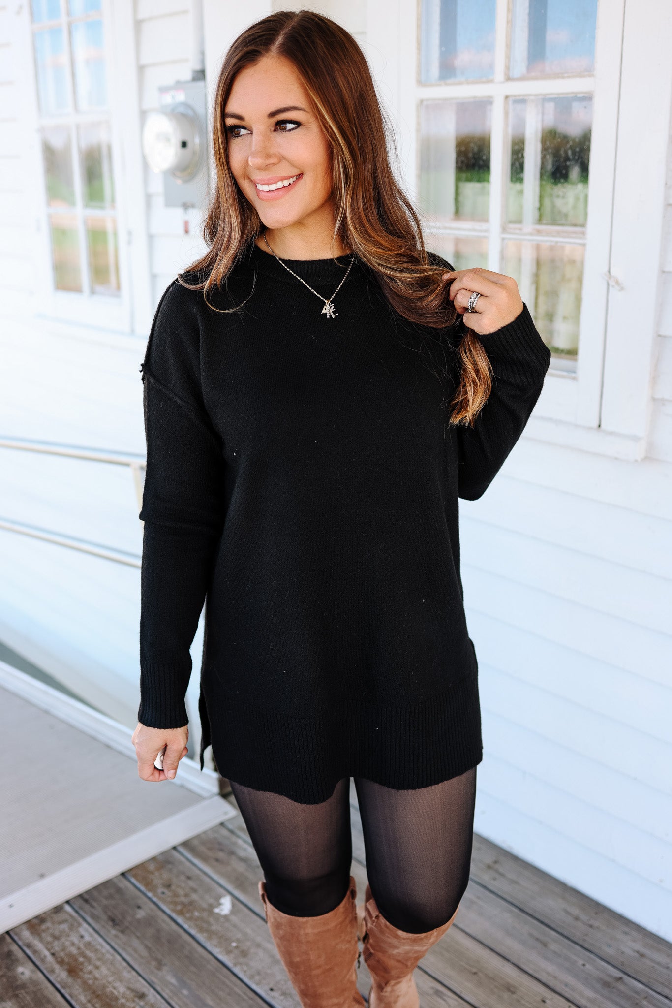 The Everyday Tunic Sweater - Black
