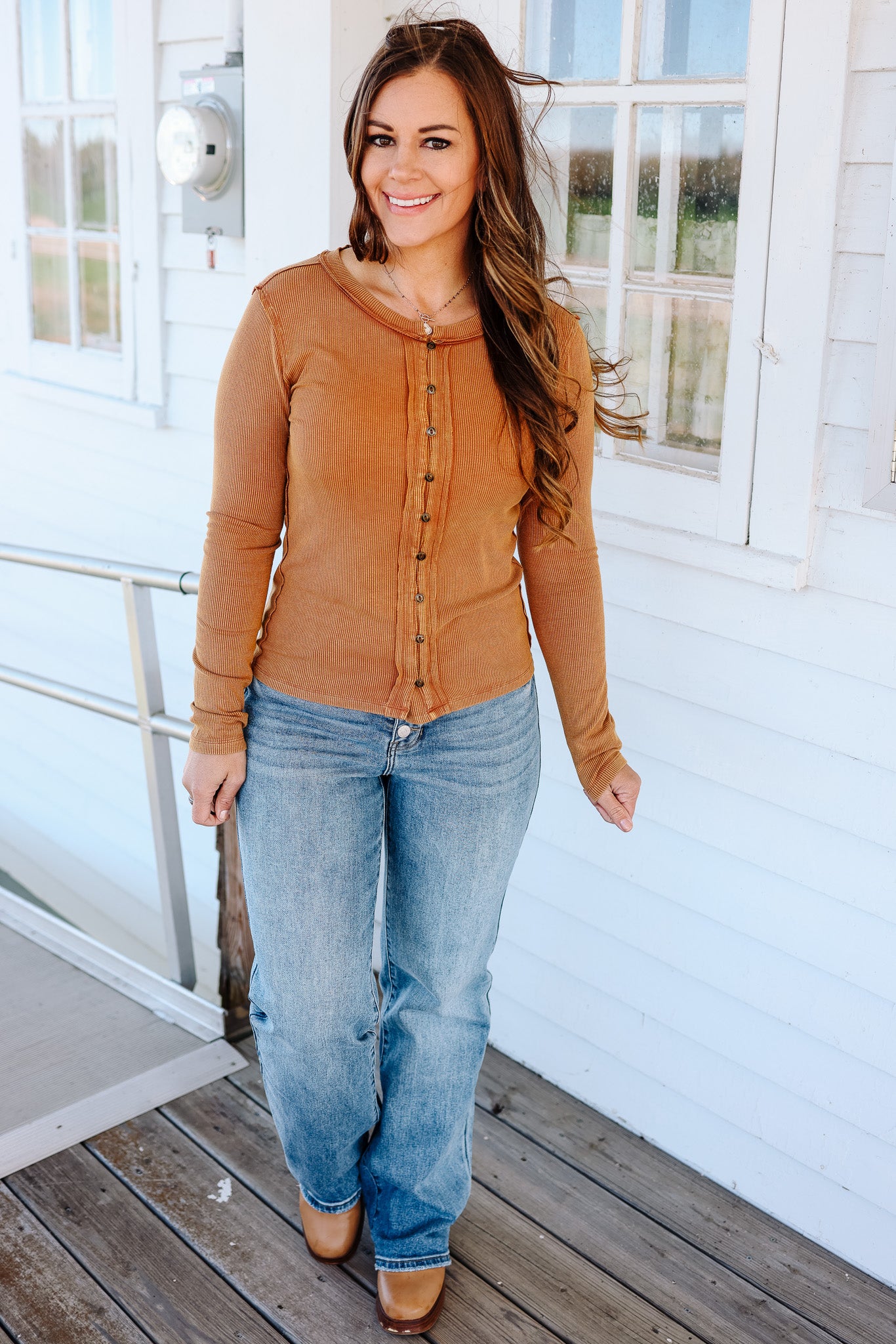 Cady Snow Wash Rib Long Sleeve - Tobacco