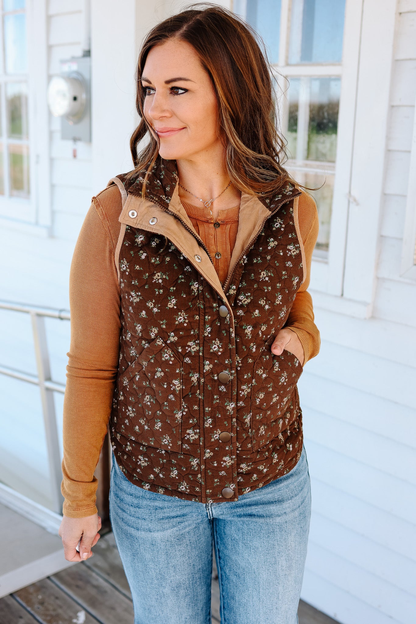 Sydney Floral Quilted Vest - Brown