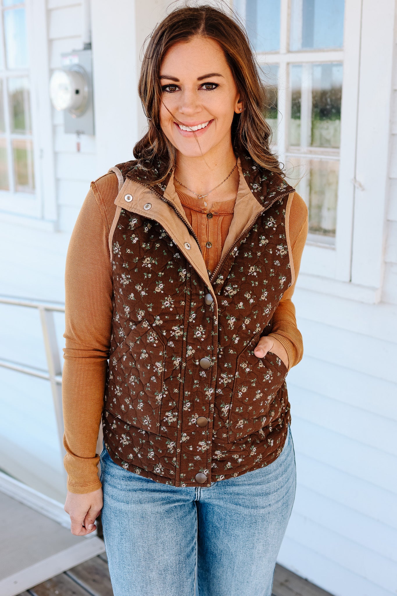 Sydney Floral Quilted Vest - Brown
