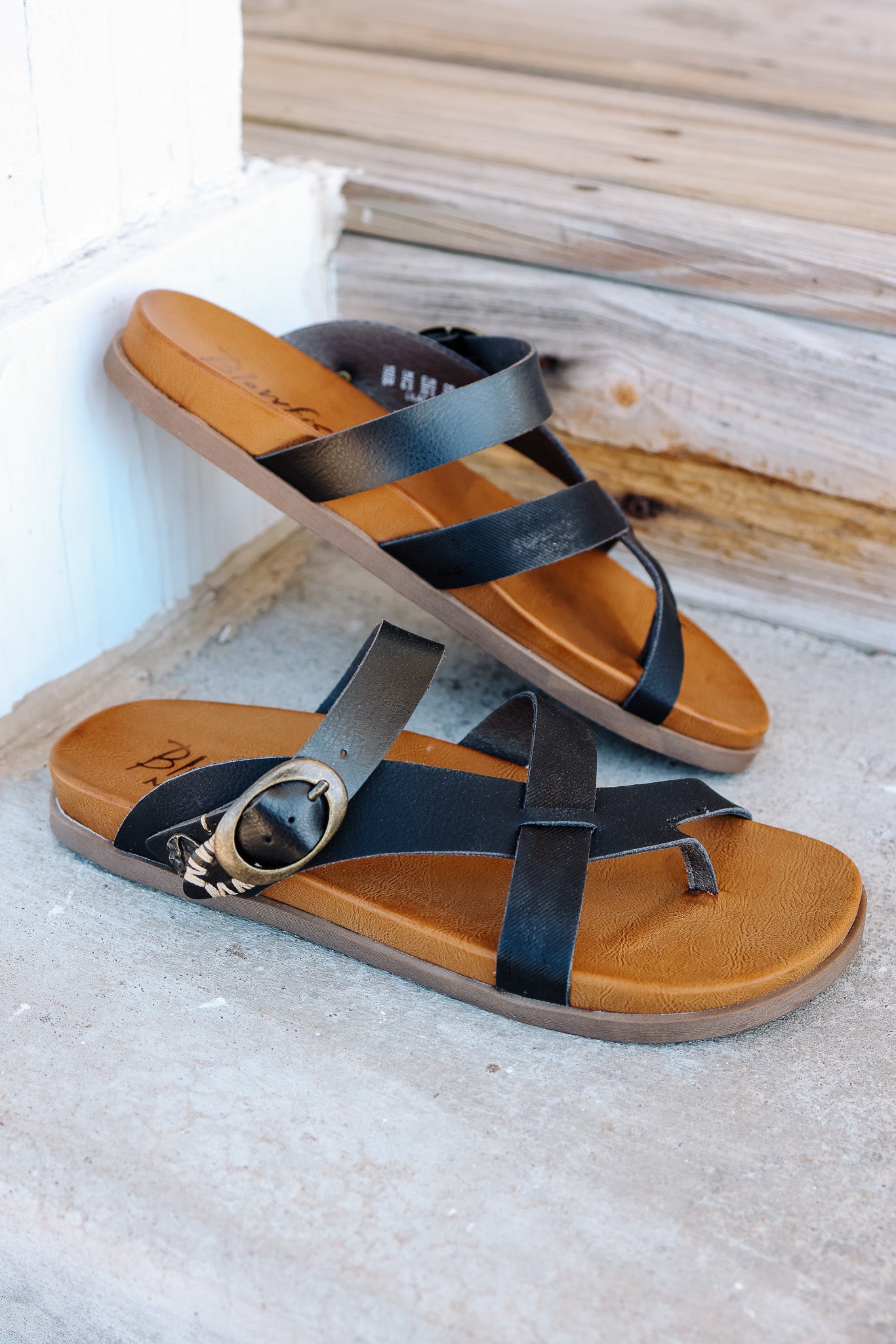 Lilac Slide Sandal - Black