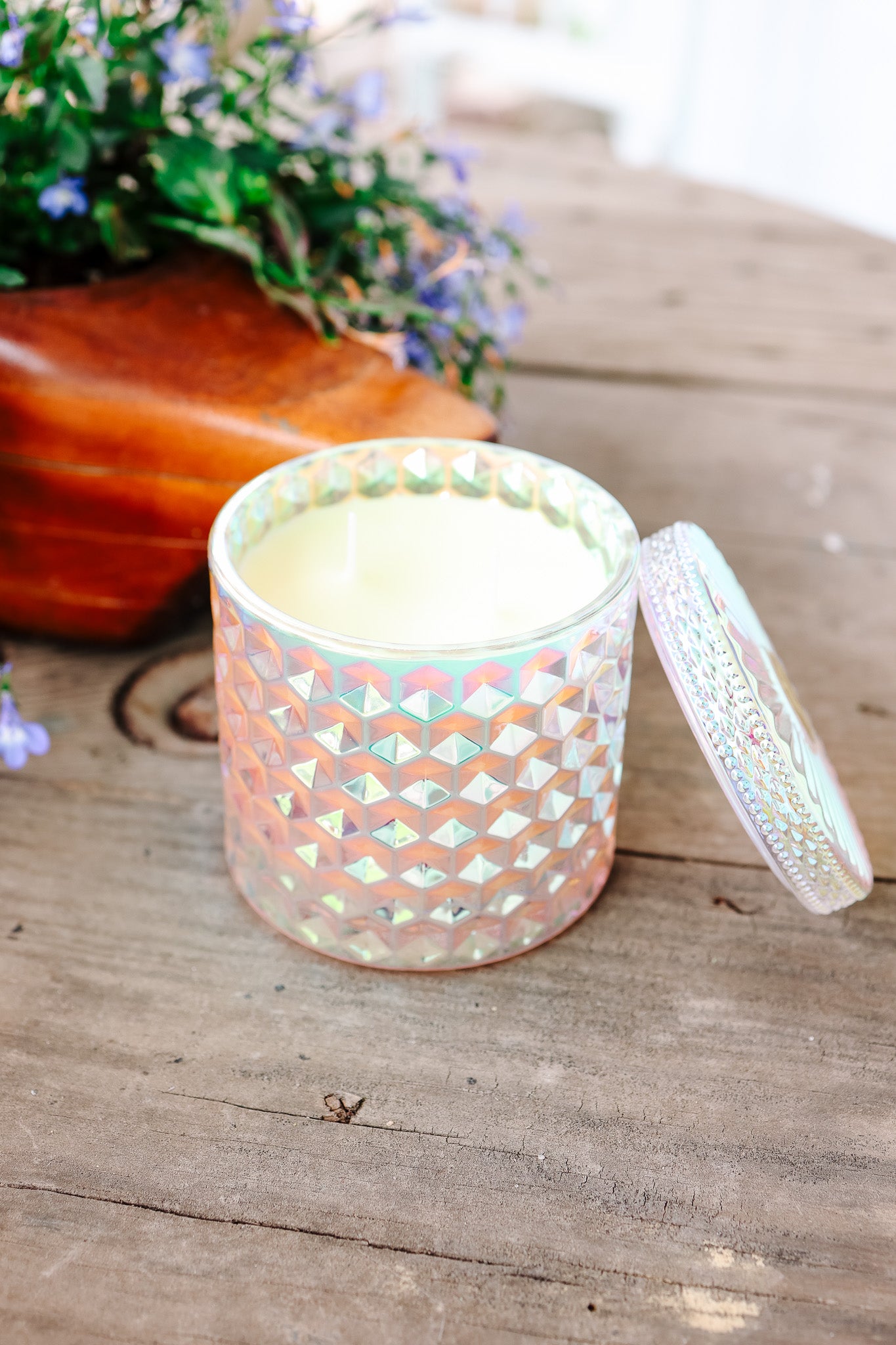 Field of Flowers 15oz Shimmer Candle