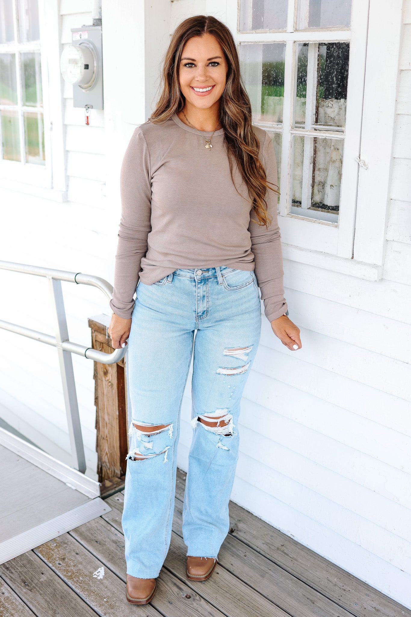 Amelia Crew Neck Long Sleeve - Taupe