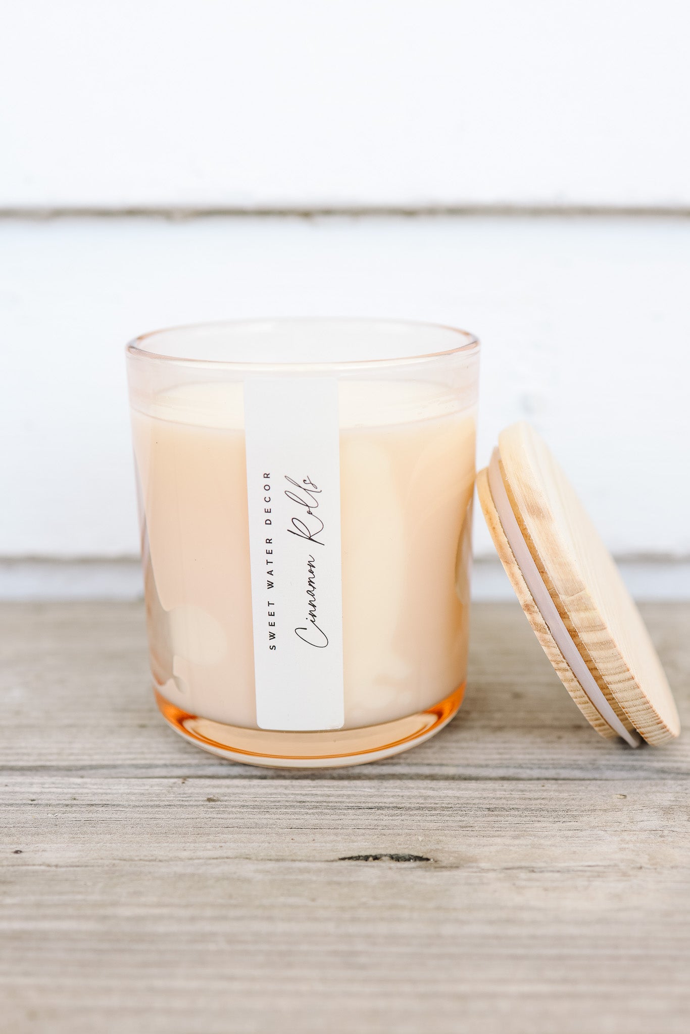 Cinnamon Rolls 12 oz Candle