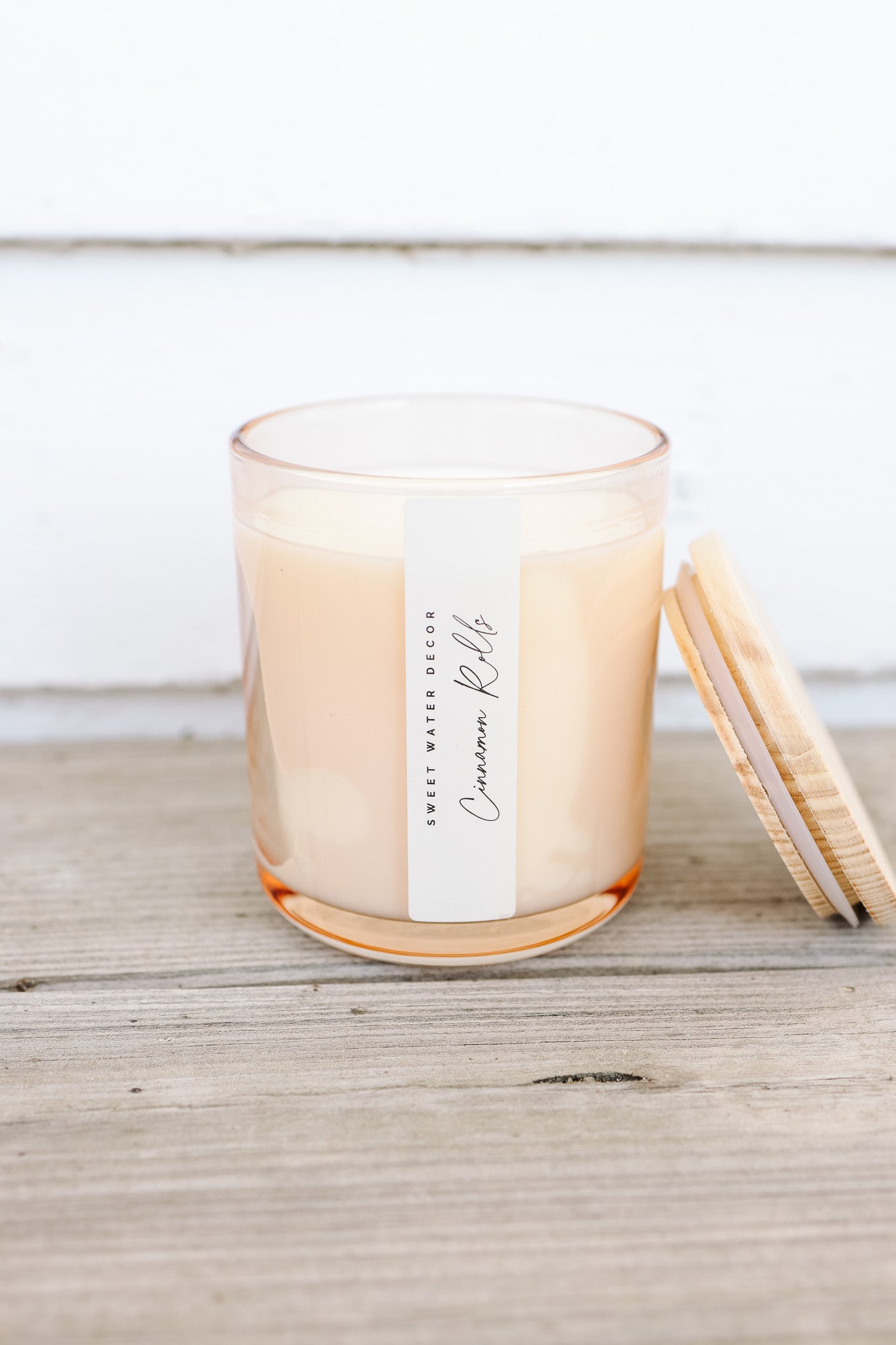 Cinnamon Rolls 12 oz Candle