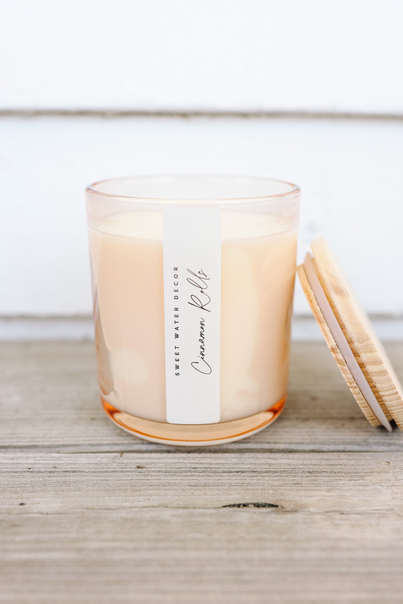 Cinnamon Rolls 12 oz Candle