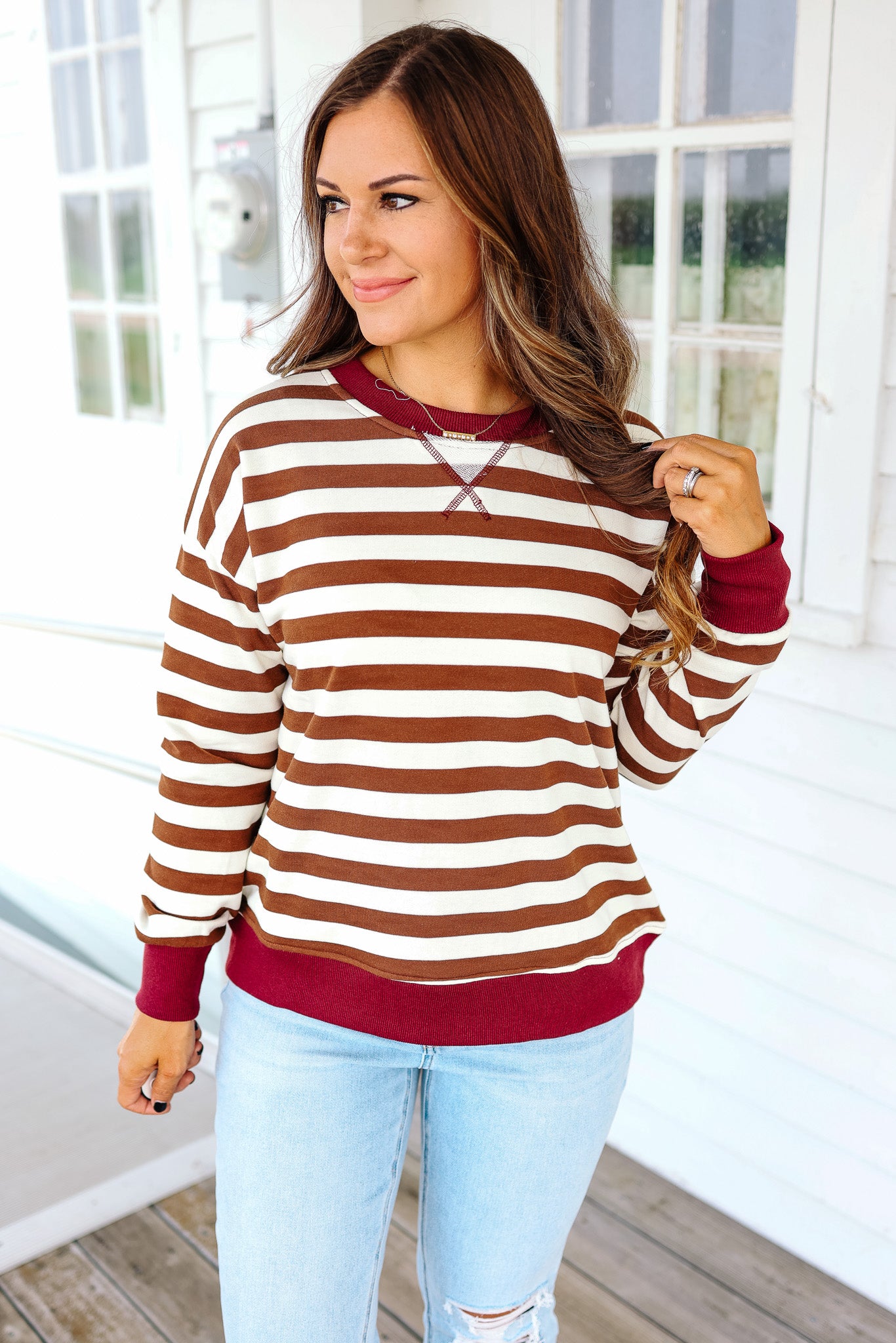 Wren Color Contrast Stripe Sweatershirt - Tobacco Brown