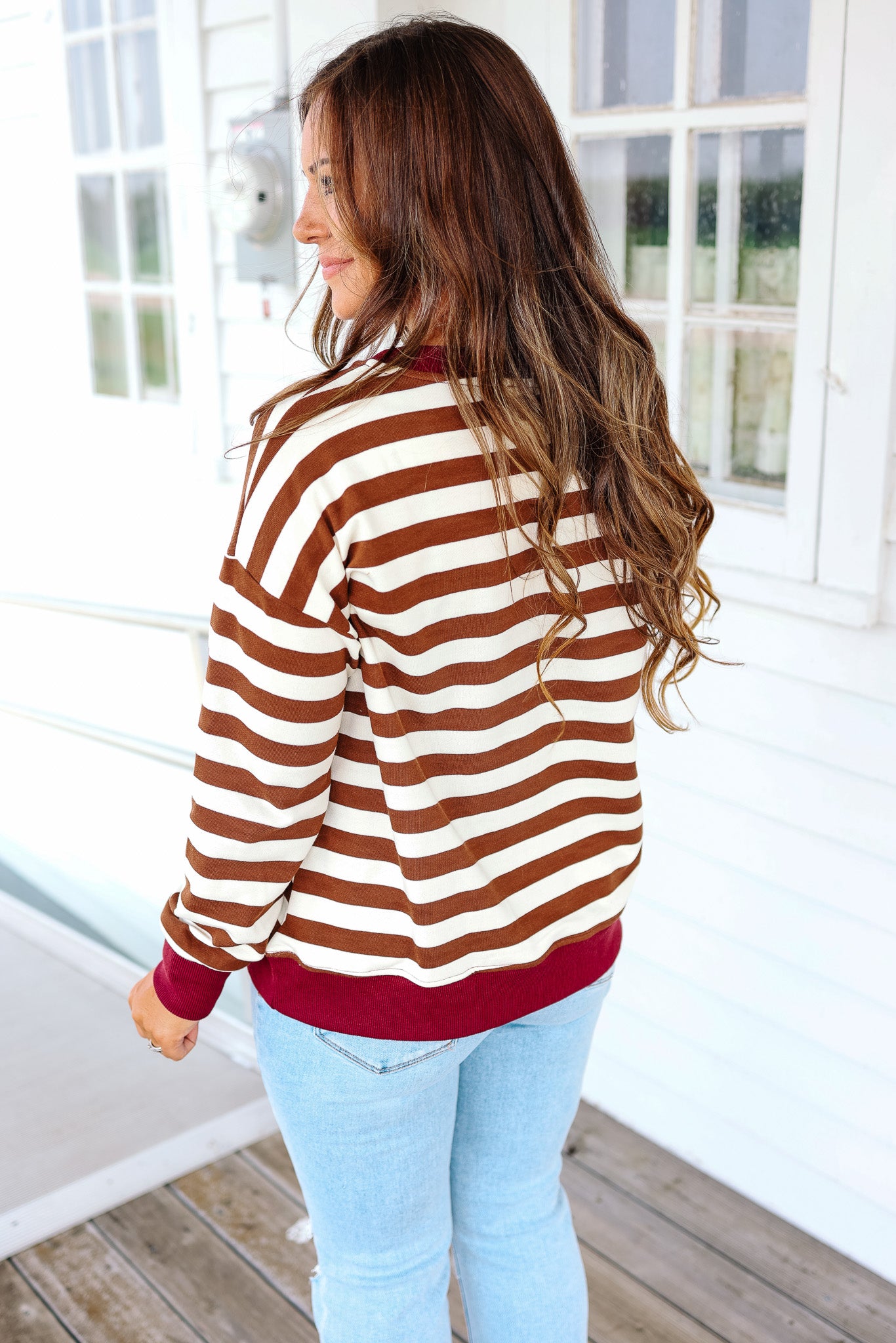 Wren Color Contrast Stripe Sweatershirt - Tobacco Brown