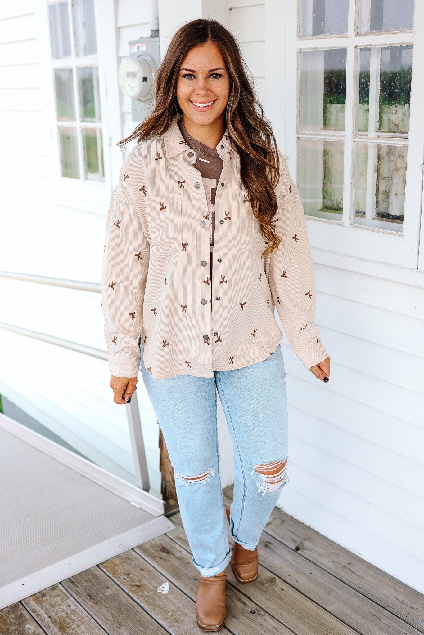 Tessa Bow Embroidered Corduroy Shirt - Ercu