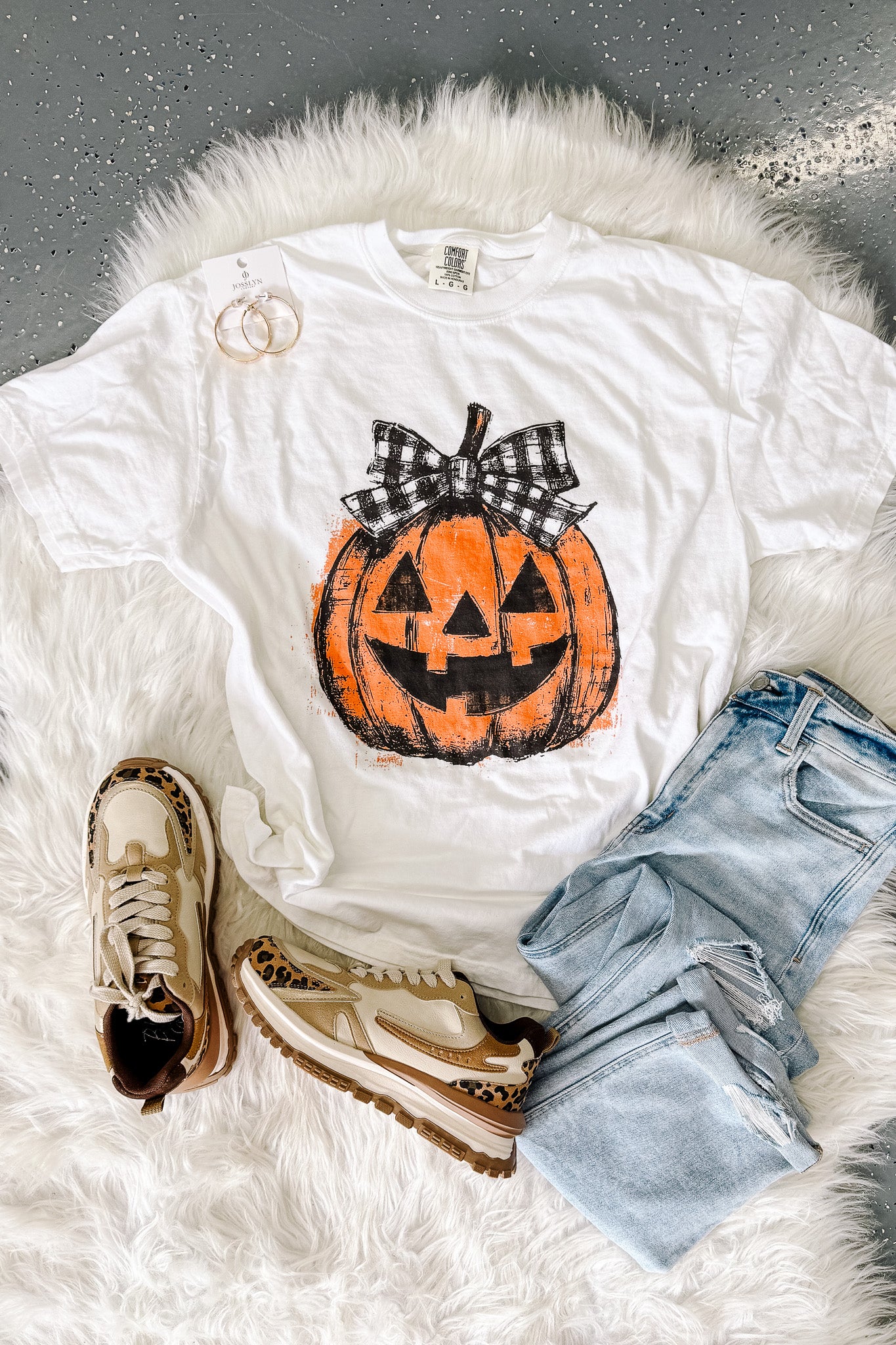 Jack-O-Lantern Chic Graphic - Multiple Styles