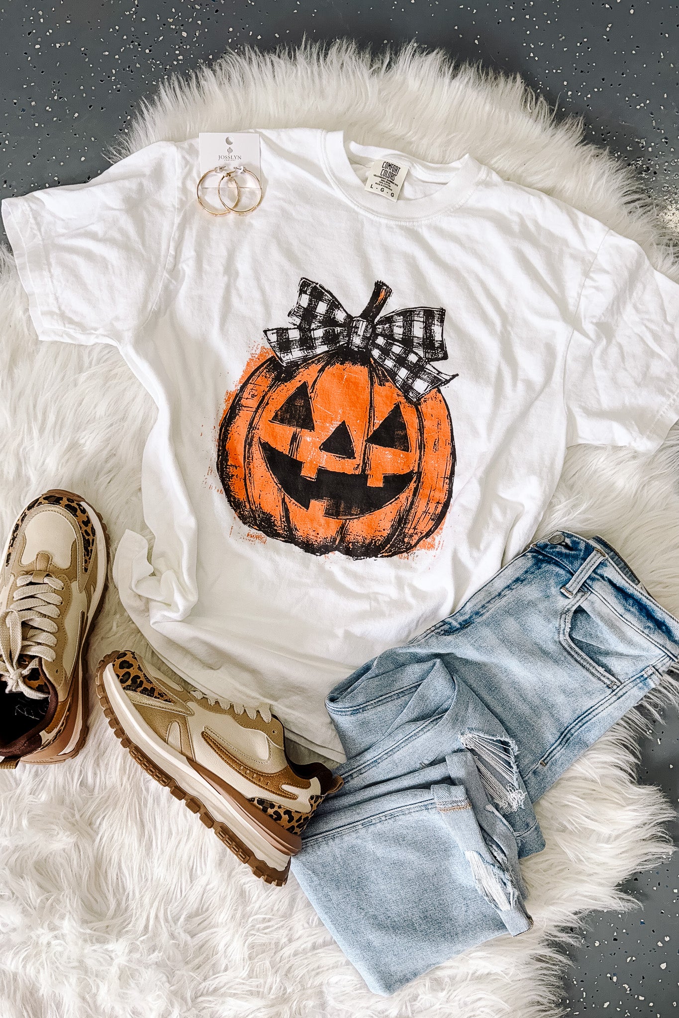 Jack-O-Lantern Chic Graphic - Multiple Styles