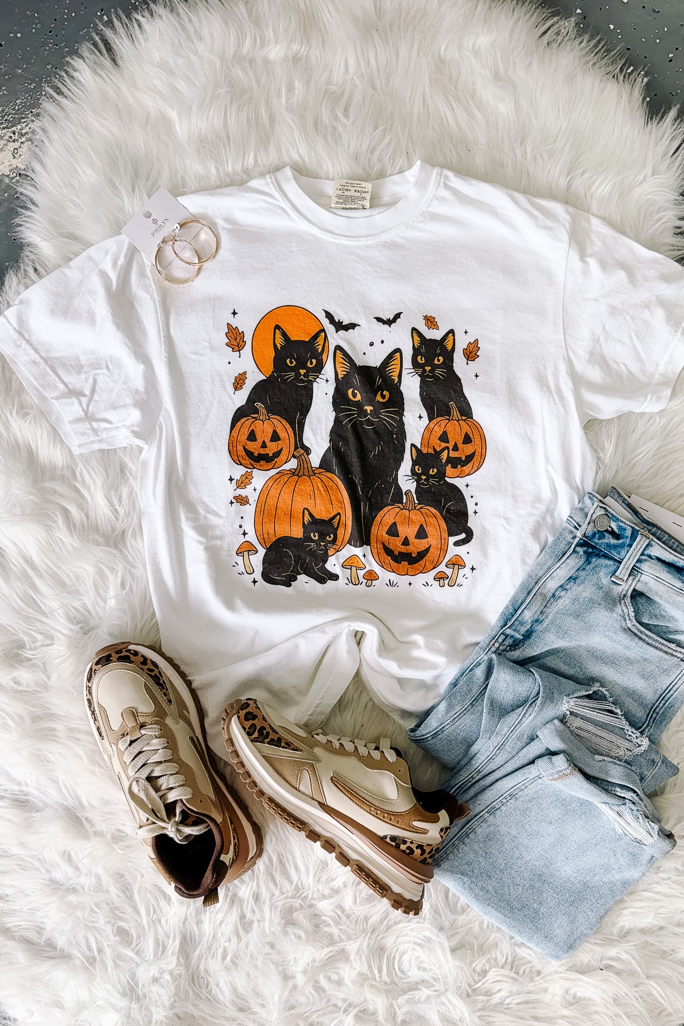 Purrfectly Spooky Graphic Tee - White